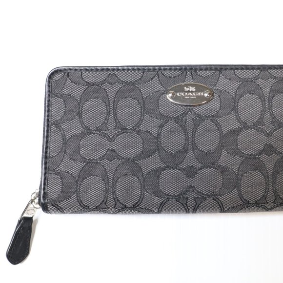 COACH Signature Accordion Zip Wallet BLACK, Like New - Picture 2 of 7
